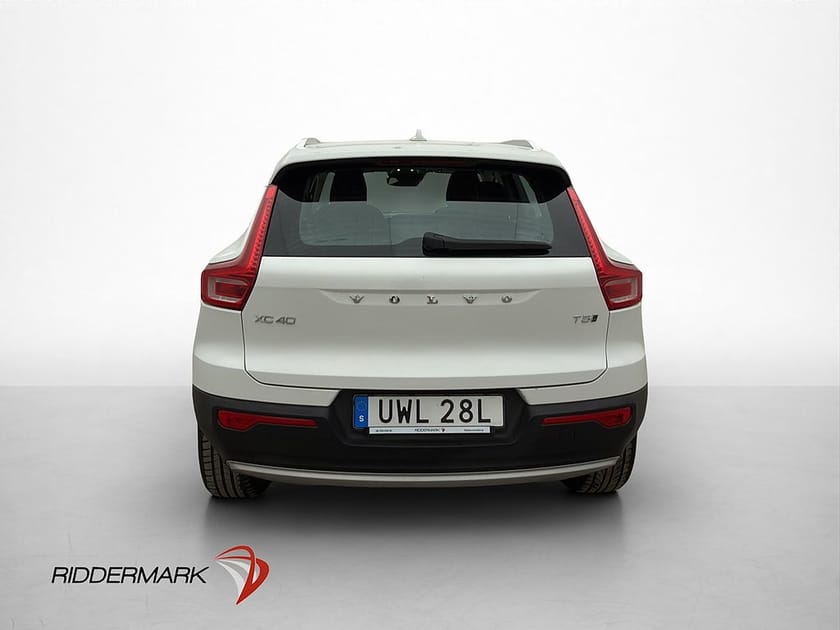Bild 5 av Volvo XC40 T5 TwEn 262hk Momentum A-CarPlay Adaptiv-f