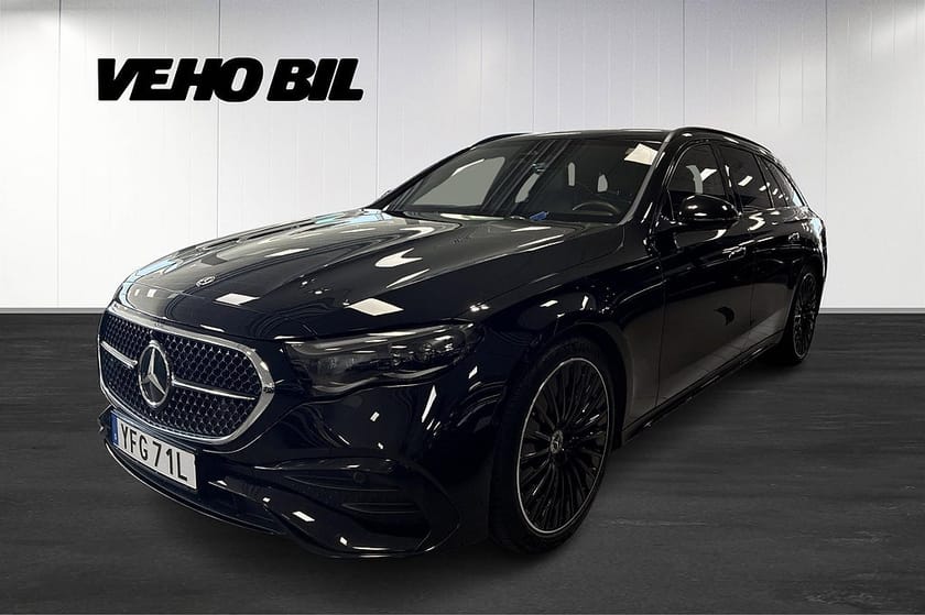 Bild 1 av Mercedes-Benz E 300 de 4MATIC T AMG Line Premium | MBUX Superscreen  |  Burmester 4D