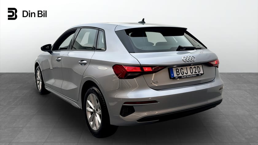 Bild 3 av Audi A3 Sportback 35 TFSI 150hk 6-växlad Backkamera/Carplay