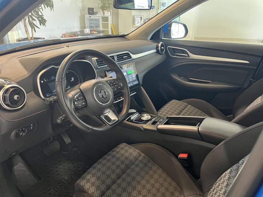 Bild 2 av MG ZS EV Long Range Kamera Comfort