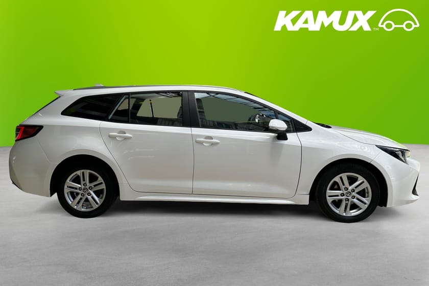 Bild 2 av Toyota Corolla Touring Sports Hybrid e-CVT Active  B-kamera Moms Rattvärme Nyservad