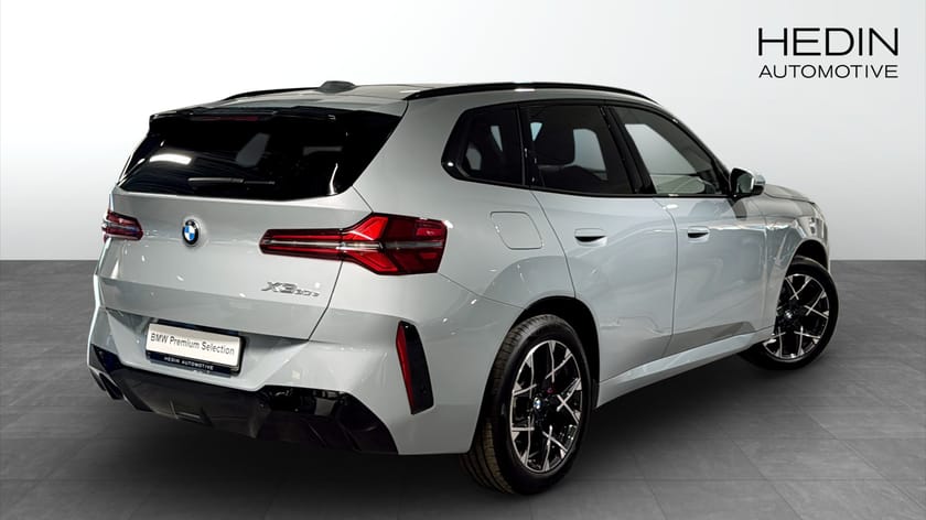 Bild 2 av BMW X3 30e xDrive M Sport Pro H&K / Pano / Head-up / Drag