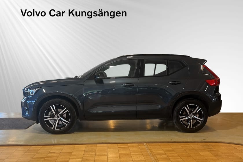 Bild 3 av Volvo XC40 B4 FWD Bensin Plus Dark