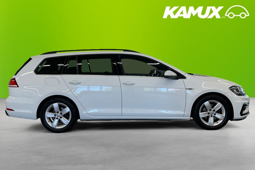 Bild 2 av Volkswagen Golf Sportscombi 1.5 TSI GT R-Line Cockpit PDC fram/bak Adaptiv farth Carplay