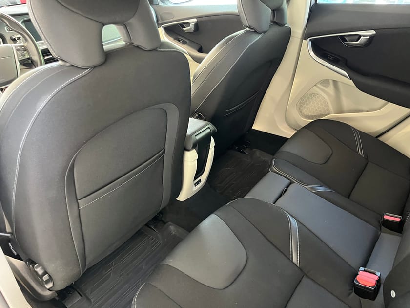 Bild 4 av Volvo V40 