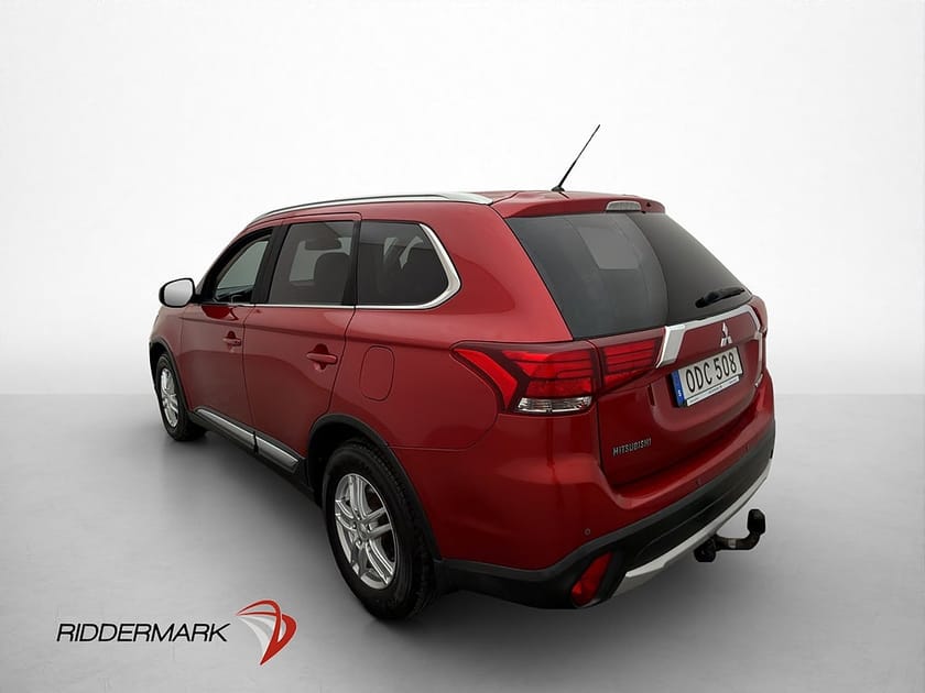 Bild 5 av Mitsubishi Outlander 4WD Business 7-Sits Kamera Drag Skinn