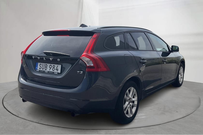 Bild 3 av Volvo V60 T3 (152hk) Parkeringsvärmare