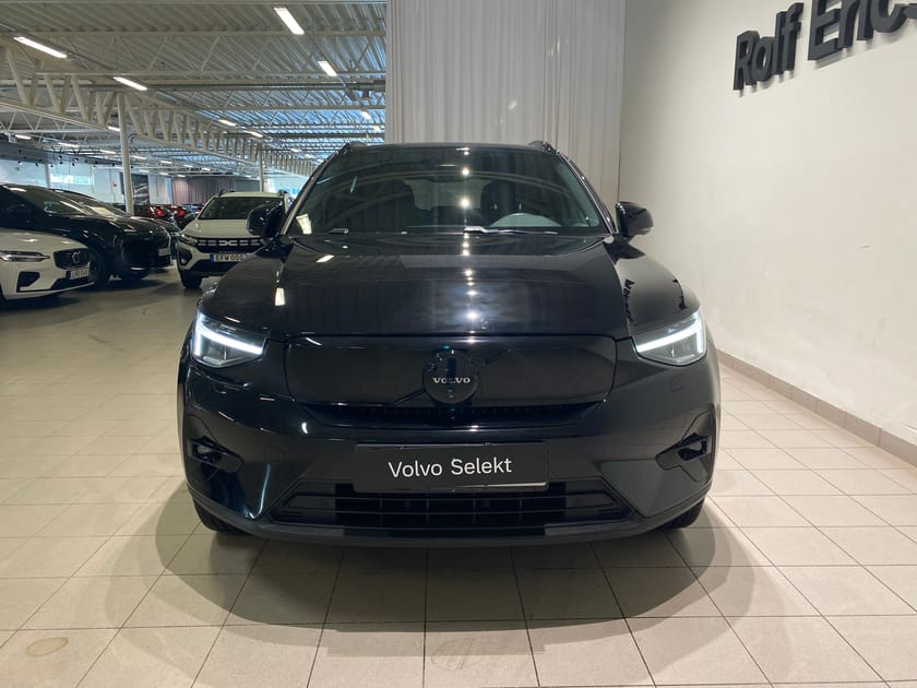 Bild 2 av Volvo EX40 Twin Motor Performance M Ultra Black Edt