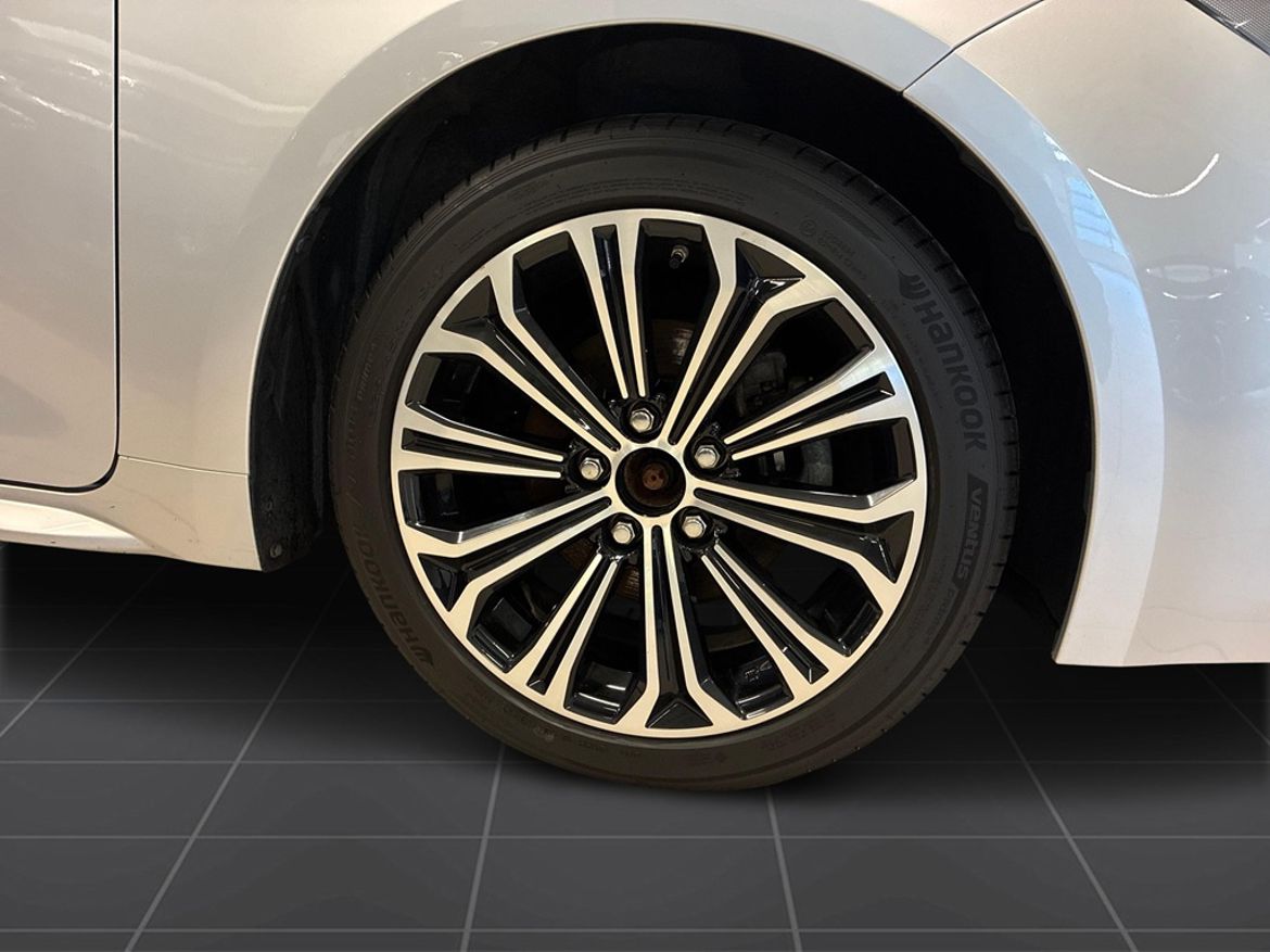 Toyota Toyota Corolla Touring Sports Hybrid — bild 6