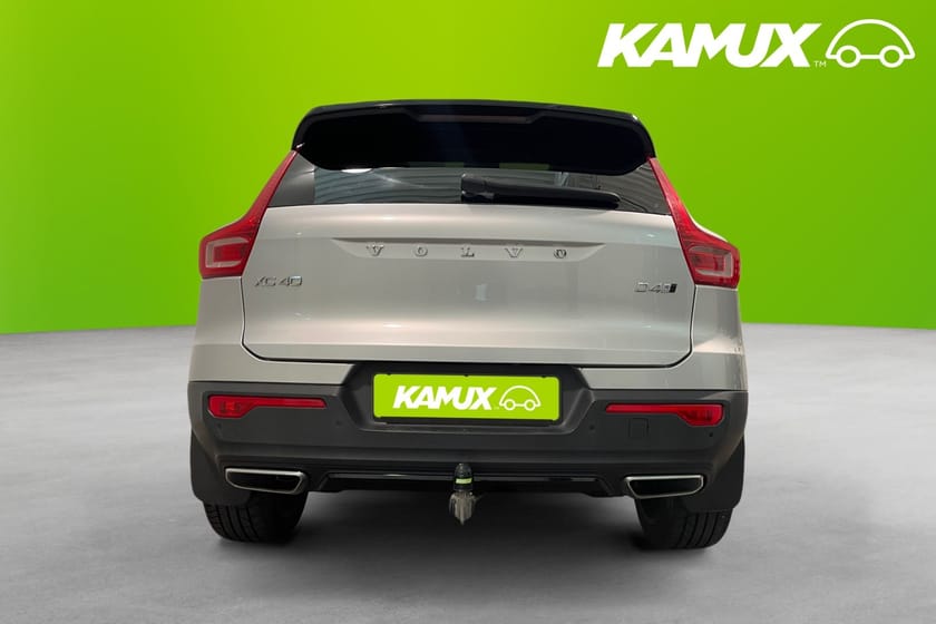 Bild 5 av Volvo XC40 D4 AWD R-Design Pano H/K 360 Värmare Drag