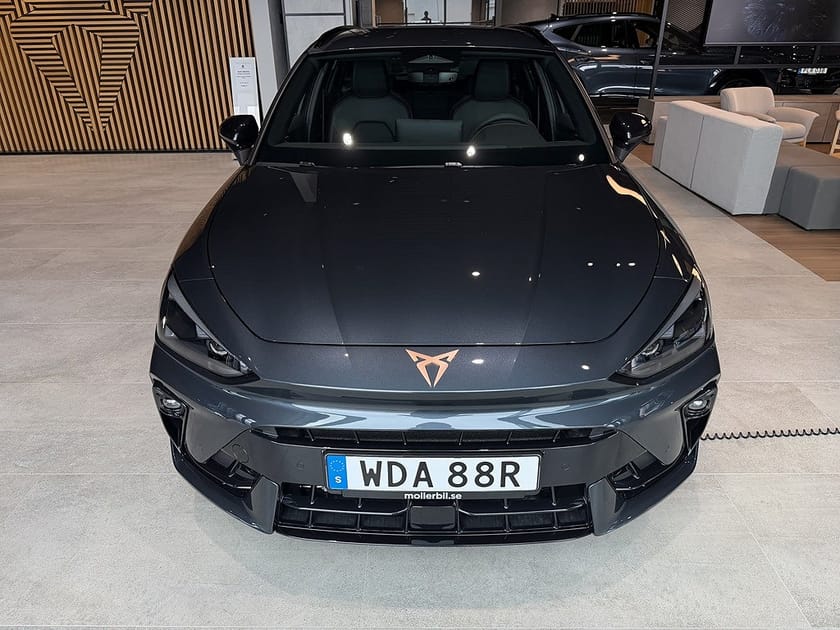 Bild 2 av CUPRA Leon Sportstourer e-Hybrid CUPRA 1.5 204 DSG (PLUG