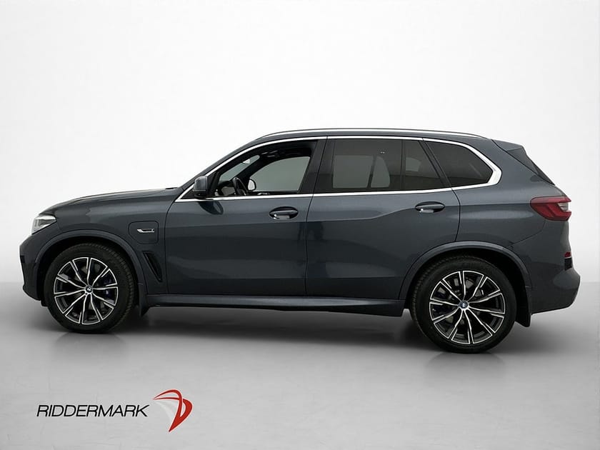 Bild 4 av BMW X5 xDrive45e iPerformance M Sport Pano Luft Drag HiFi DA+ PA+ 360 HUD