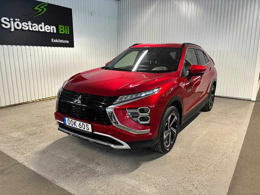 Bild 1 av Mitsubishi Eclipse Cross PHEV 2.4 MIVEC S-AWC Fleet Edition Kamera Carplay