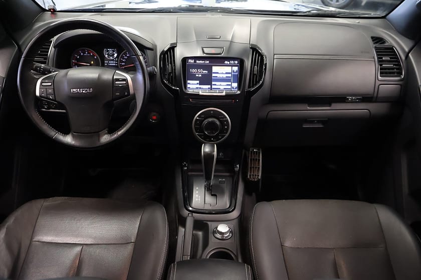 Bild 5 av Isuzu D-Max Crew Cab 1.9 4WD / Kåpa / V-Hjul / MOMS / Drag / M-Värm