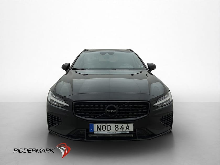 Bild 2 av Volvo V60 T8 392hk AWD R-Design Värmare H/K CarPlay Kamera