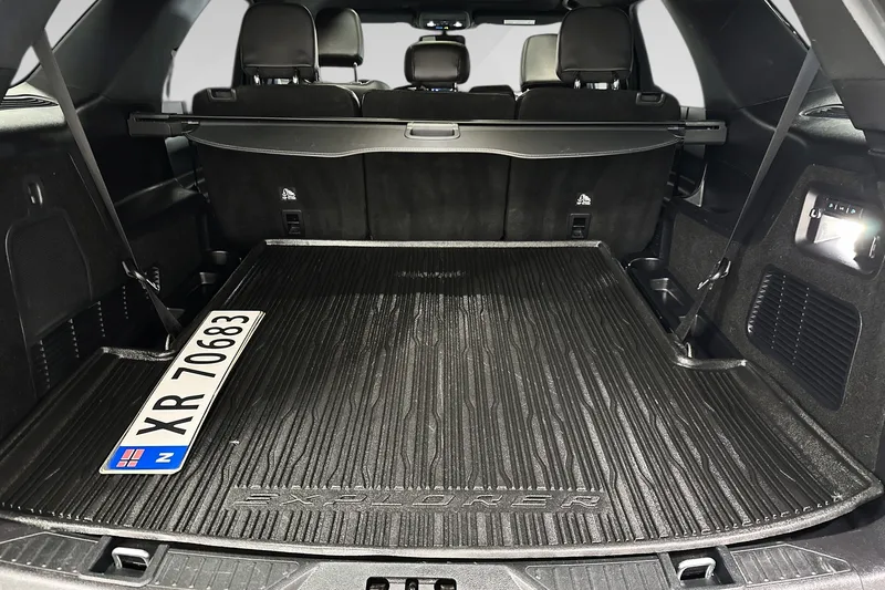 Ford Explorer Plug-In Hybrid bilde 6