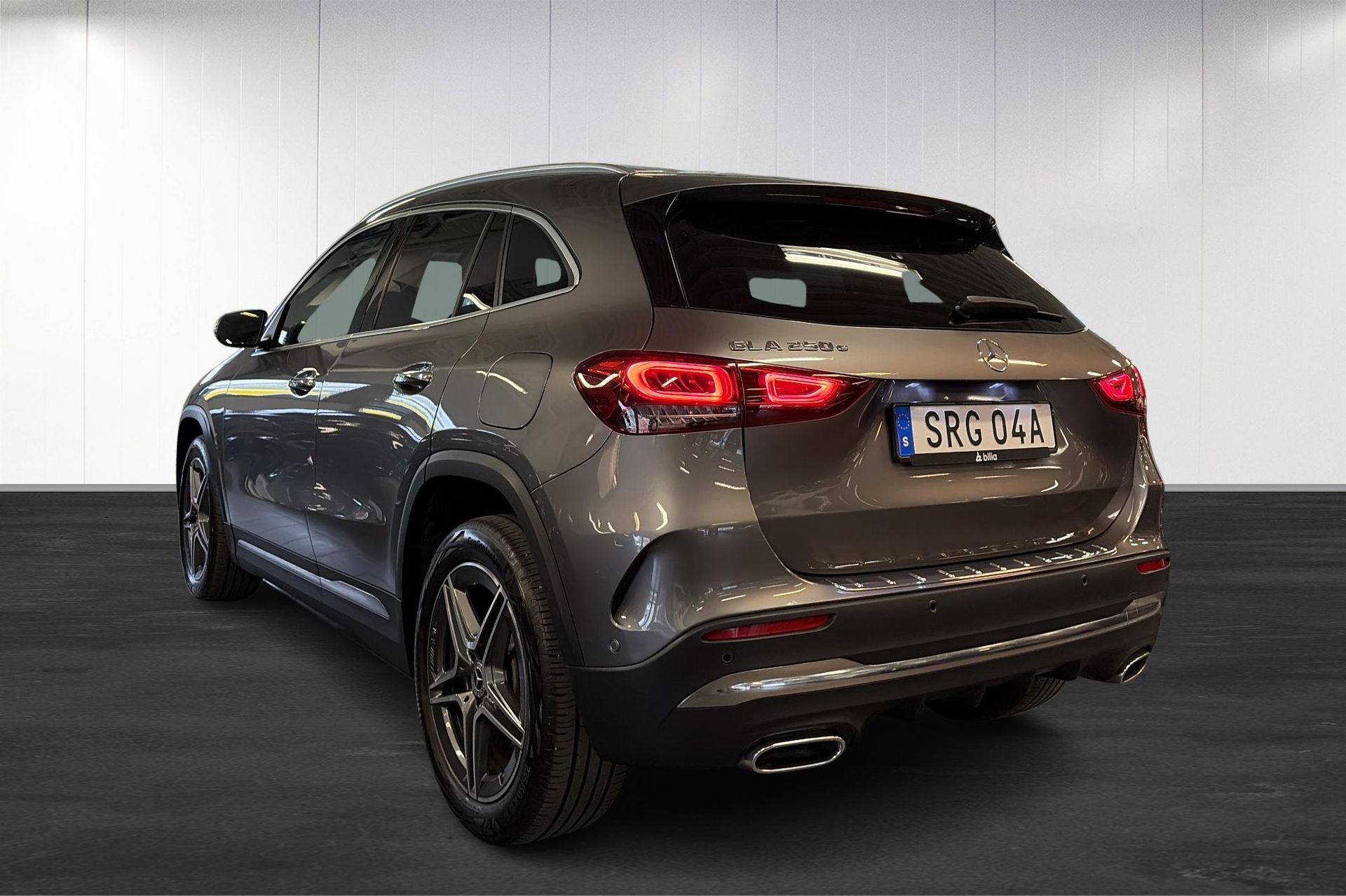 Mercedes-Benz GLA 250e Moms 2023, photo 4/10