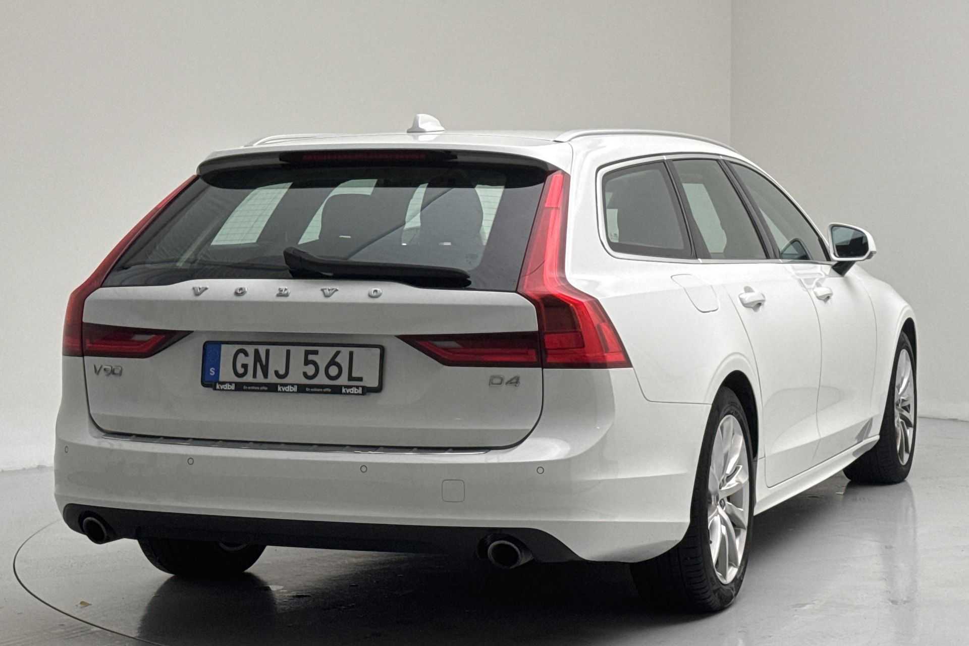 Volvo V90 D4 2020, bild 3/10