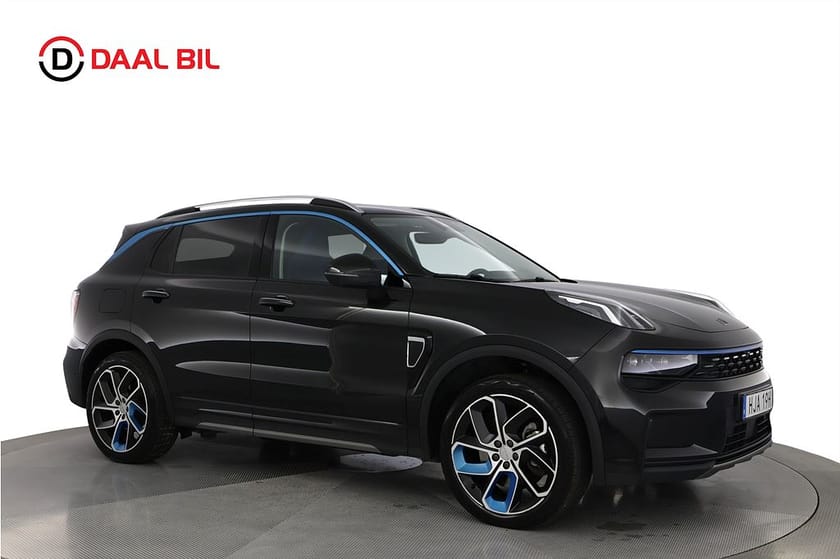 Bild 4 av Lynk & Co 01 PHEV DCT 261HK 17,6kWh INFINITY® PANORAMA 3D-VIEW NFC