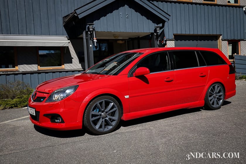 Bild 1 av Opel Vectra Caravan OPC 2.8 V6 Turbo 280 HK RECARO SVENSKSÅLD