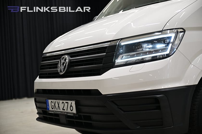Bild 2 av Volkswagen Crafter Chassi 177HK Automat|Volymskåp|Bakgavellyft|LED|EnÄgare|Moms