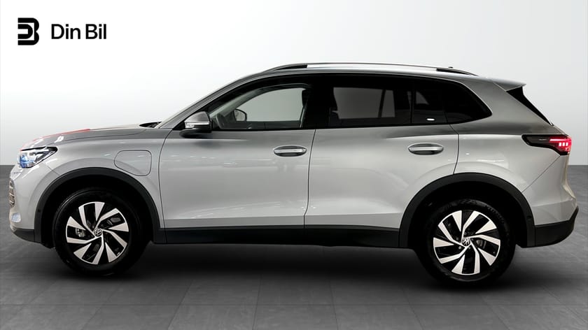 Bild 2 av Volkswagen Tiguan eHybrid DSG Life Assistans/Drag