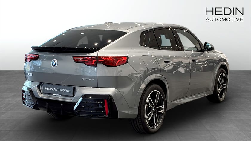 Bild 2 av BMW iX2 xDrive30 M Sport Rattvärme, Dragkrok