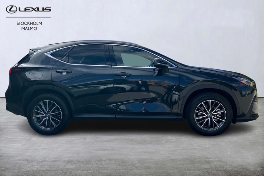 Bild 4 av Lexus NX 450h+ Business Plus AWD 309hk Drag P-värm Navi Keyless