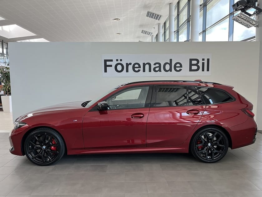 Bild 3 av BMW M340i xDrive Touring M Sport Pro H/K Drag Panorama Rattvärme