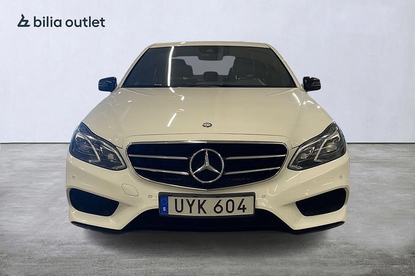 Bild 3 av Mercedes-Benz E 220 BlueTEC 4MATIC AMG-Sport Night Pkg / 1-ägare / H/K