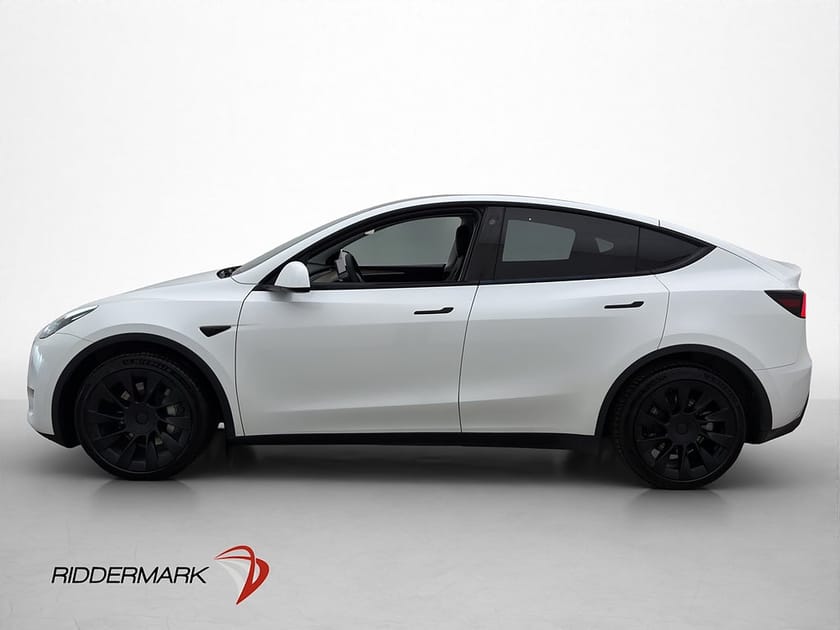 Bild 5 av Tesla Model Y Long Range AWD Autopilot Dragkrok Svensksåld