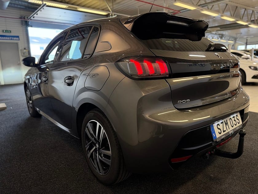 Bild 5 av Peugeot 208 1.2 PT 100hk Allure | Dragkrok/ Vhjul/ Kamera/ 1 Ägare