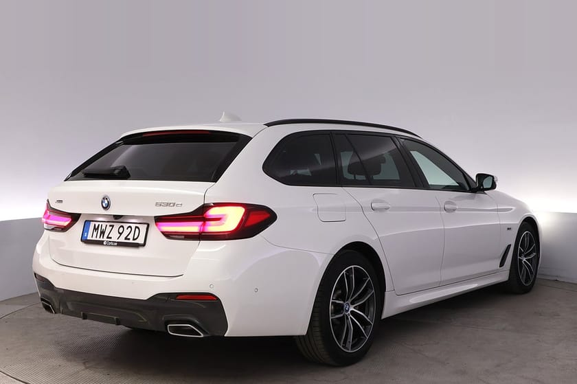 Bild 5 av BMW 530e xDrive Touring M-Sport Kamera Navi Värmare P-assist