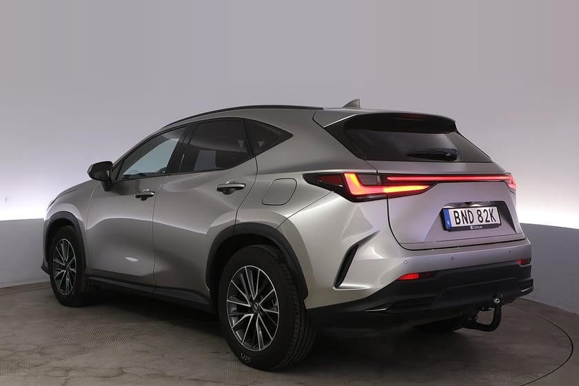 Bild 4 av Lexus NX 450h+ Business Plus Drag Kamera BSM Elstol Läder