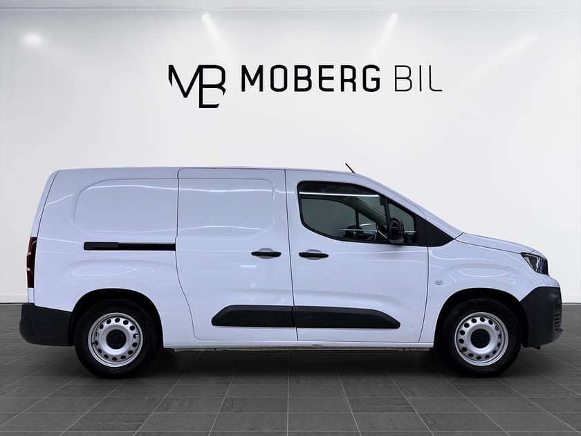 Bild 4 av Peugeot e-Partner L2 136hk V-Inrett Drag CarPlay