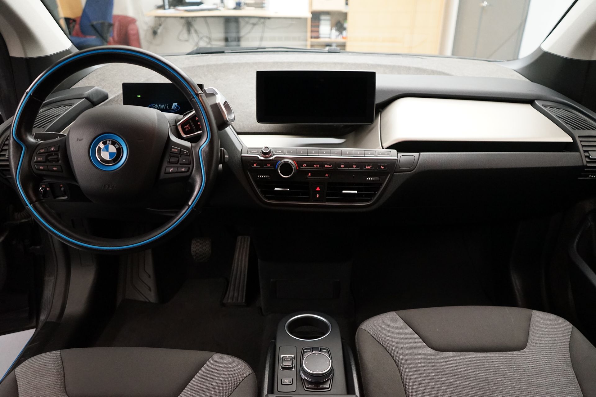 BMW i3s Comfort 2019, bild 6/10