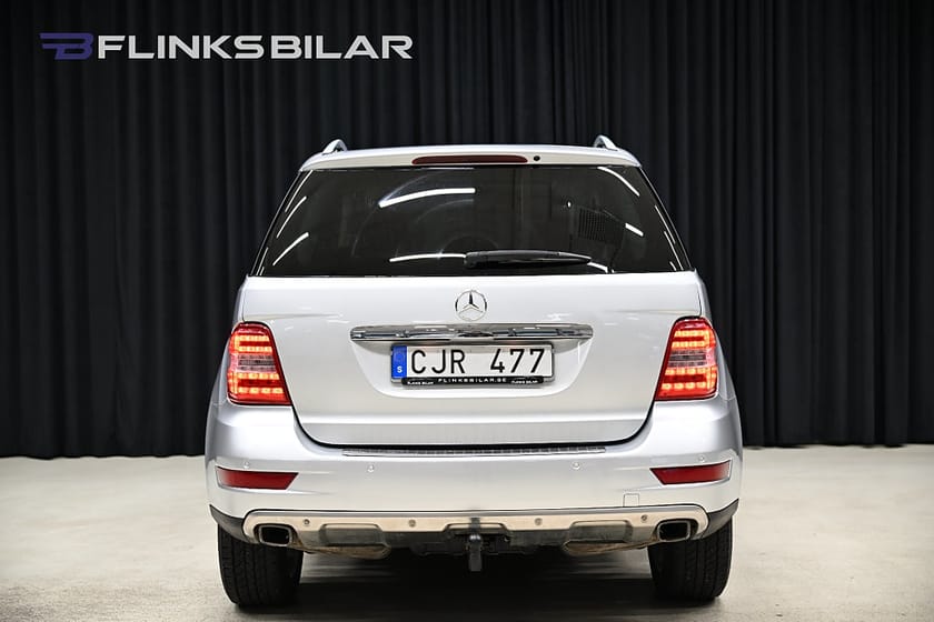 Bild 4 av Mercedes-Benz ML 350 CDI 4MATIC Taklucka Skinn Dragkrok