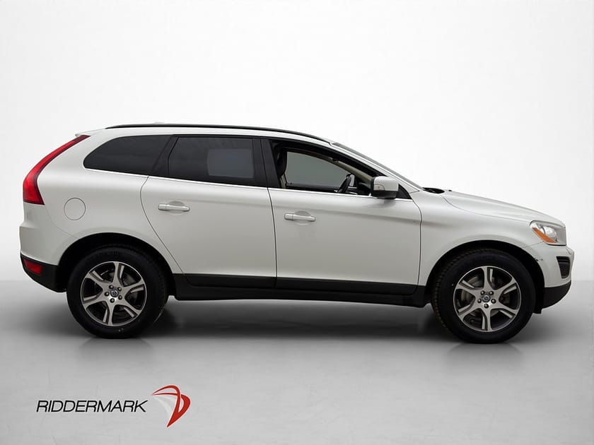 Bild 4 av Volvo XC60 D4 AWD 163hk Momentum Skinn Dragkrok