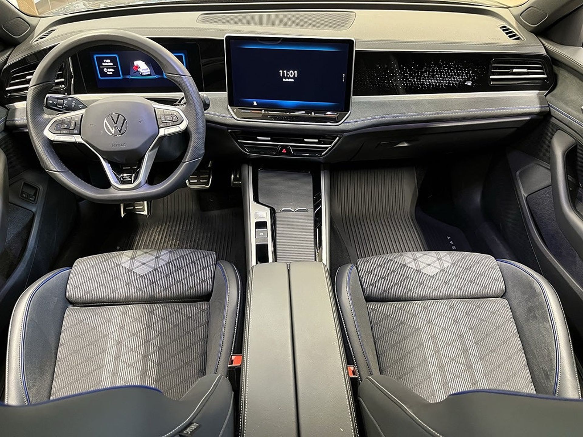 Volkswagen Passat Variant eHybrid 2025, bild 7/26