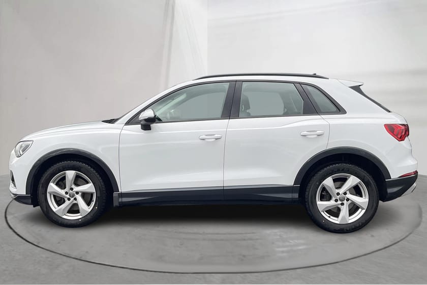Bild 2 av Audi Q3 40 TFSI quattro 190hk Proline Värmare Cockpit