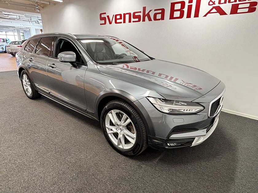 Bild 4 av Volvo V90 Cross Country D4 AWD Geartronic Inscription Pro Skinn Drag 2,99%