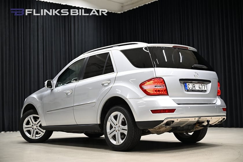 Bild 3 av Mercedes-Benz ML 350 CDI 4MATIC Taklucka Skinn Dragkrok