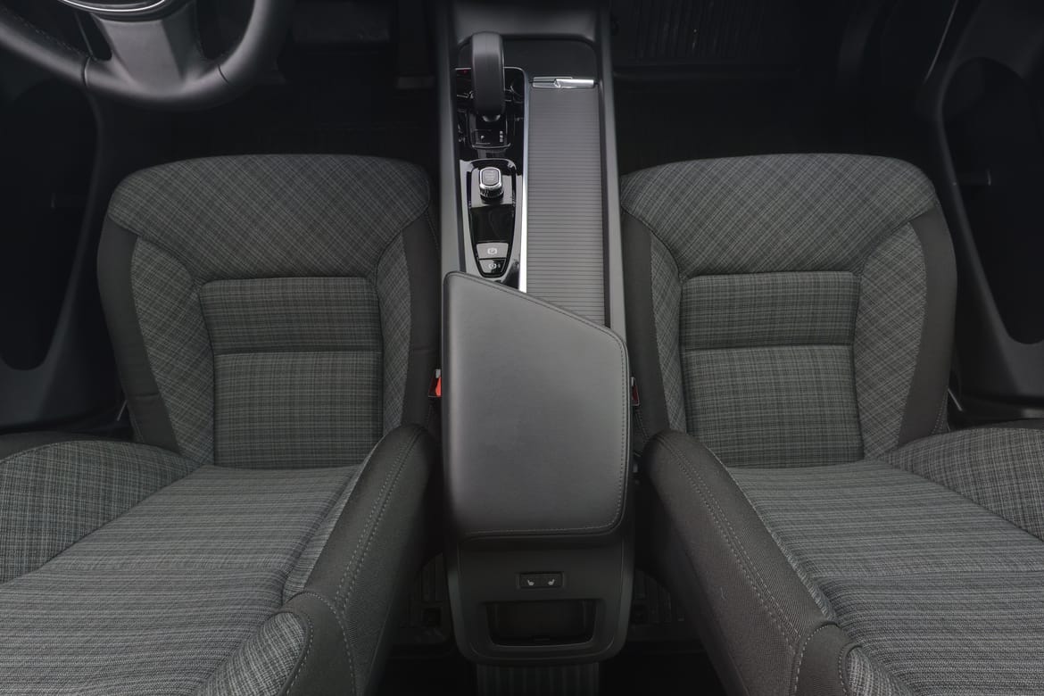 Volvo XC60 2025 - miniatyr 9