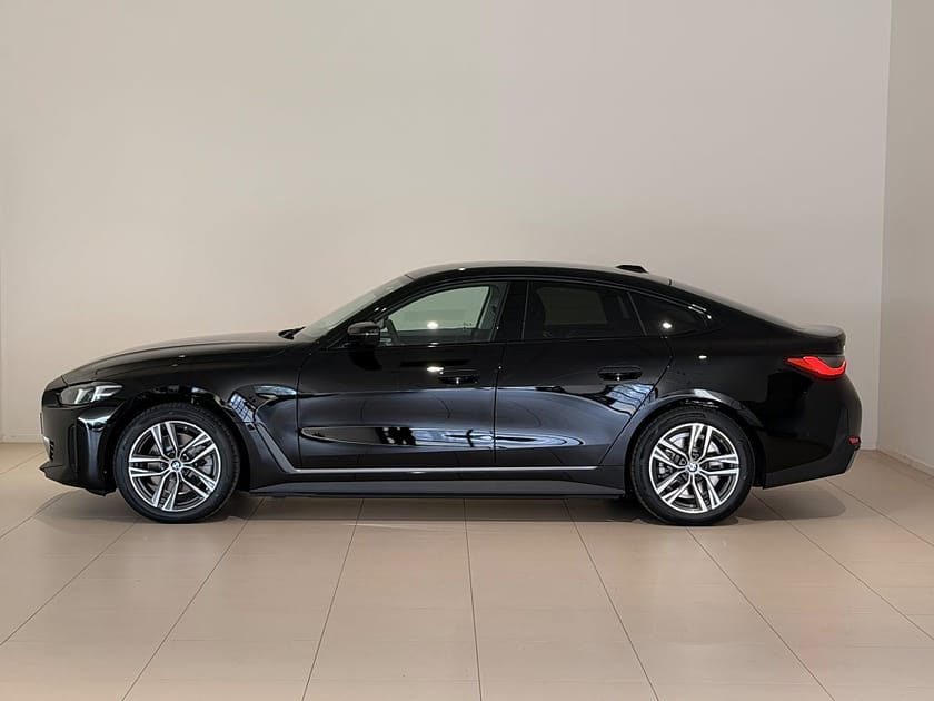 Bild 2 av BMW i4 eDrive40 Gran Coupé eDrive 40, Drag, Navi, Adpt Fart, Räntekampanj 0,95 %
