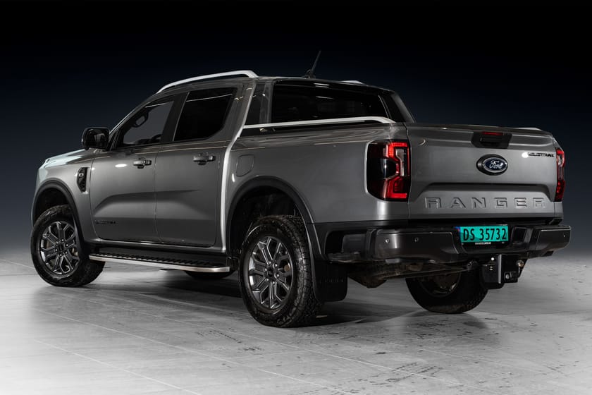Bilde 2 av Ford Ranger Dobbelcab ARBEIDSHEST//MYE UTSTYR//35000 KM