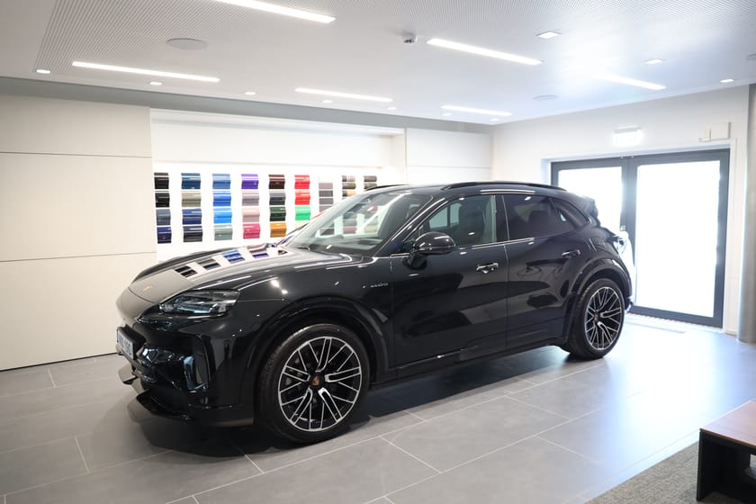 Bild 2 av Porsche Cayenne Electric 