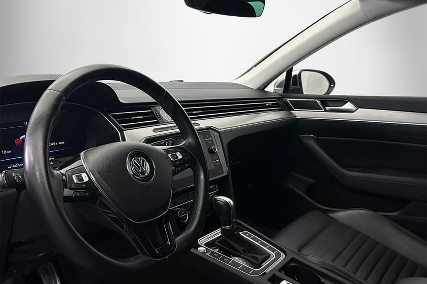Bild 4 av Volkswagen Passat Alltrack 2.0 TDI 4Motion Drag Värmare Nappa Active Info