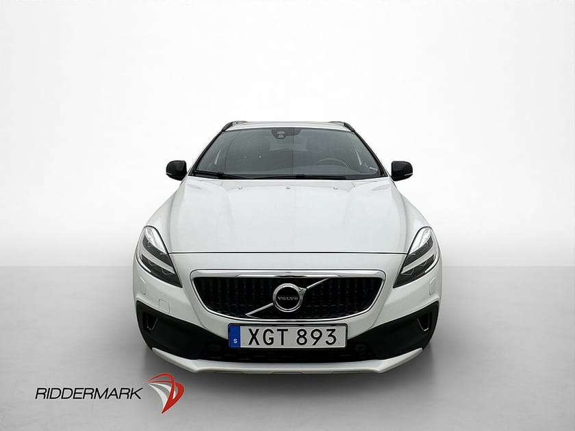 Bild 2 av Volvo V40 Cross Country T3 Momentum Värmare VOC Navi