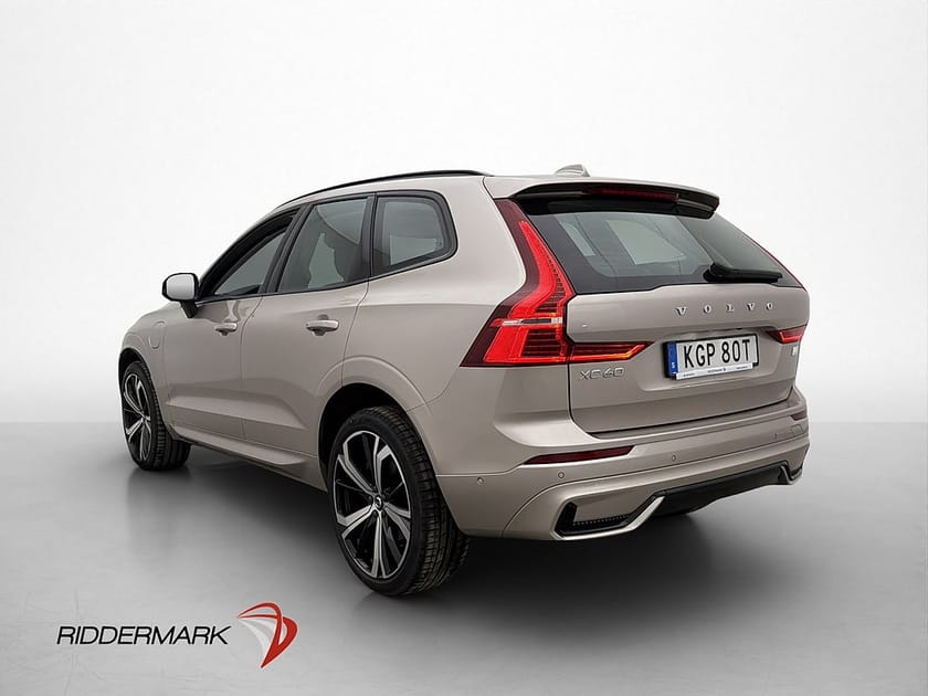 Bild 5 av Volvo XC60 Recharge T6 AWD Ultimate Dark Pano H/K HUD 360°