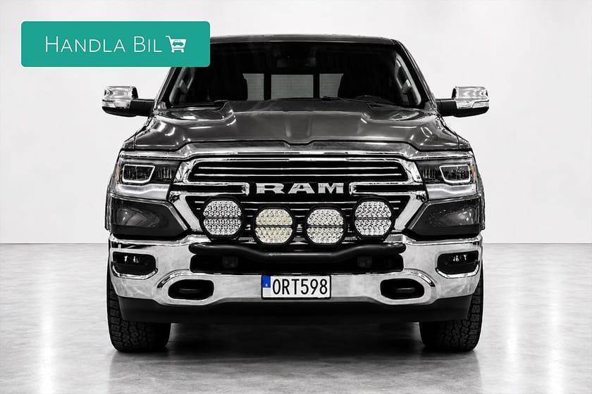 Bild 3 av RAM 1500 Crew Cab 5.7 V8 HEMI 4X4 Laramie Luft H/K Pano Moms